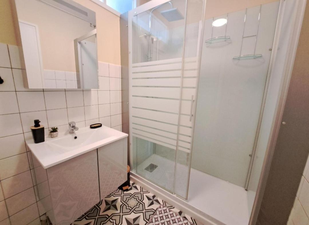 Ferienwohnung Magnifique T3 Avec Balcon Au Pied Du Metro Colbert Tourcoing Exterior foto